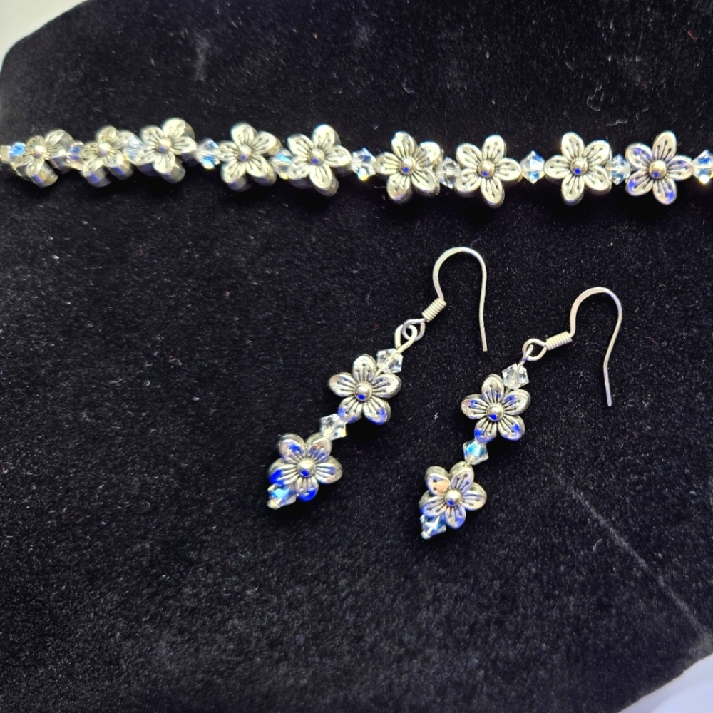Silver Metallic Flower Trinket Bracelet and Earrings Set